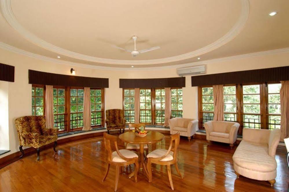 Ktdc Aranya Nivas Thekkady Hotel Kumily Buitenkant foto