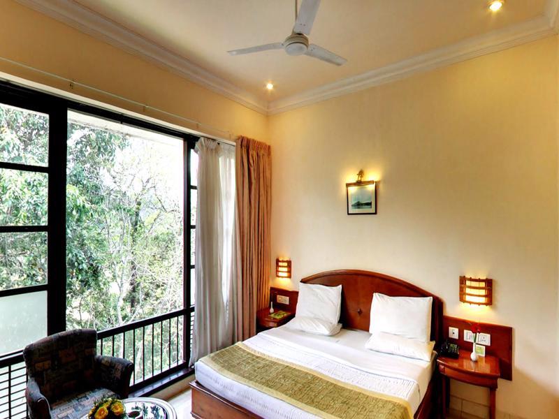 Ktdc Aranya Nivas Thekkady Hotel Kumily Buitenkant foto