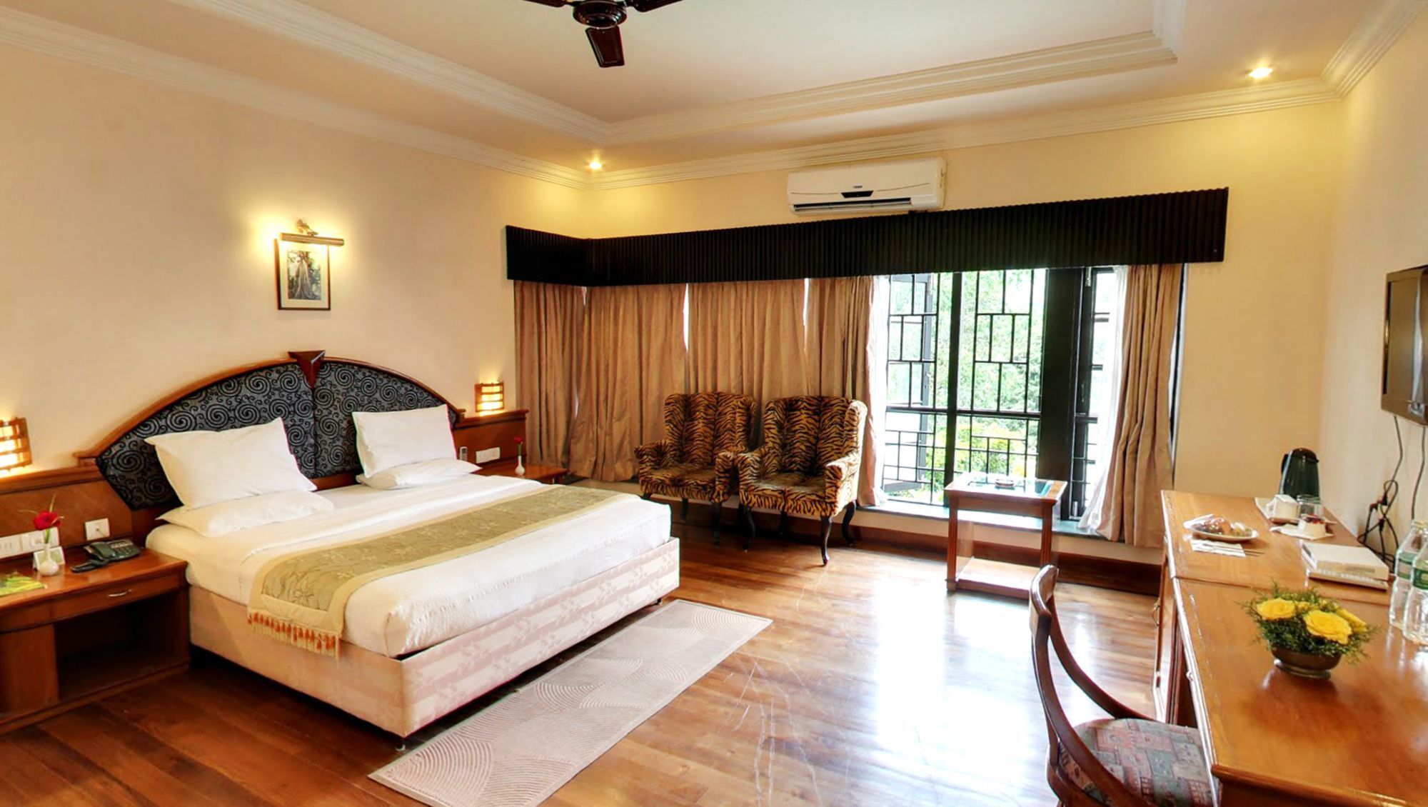Ktdc Aranya Nivas Thekkady Hotel Kumily Buitenkant foto