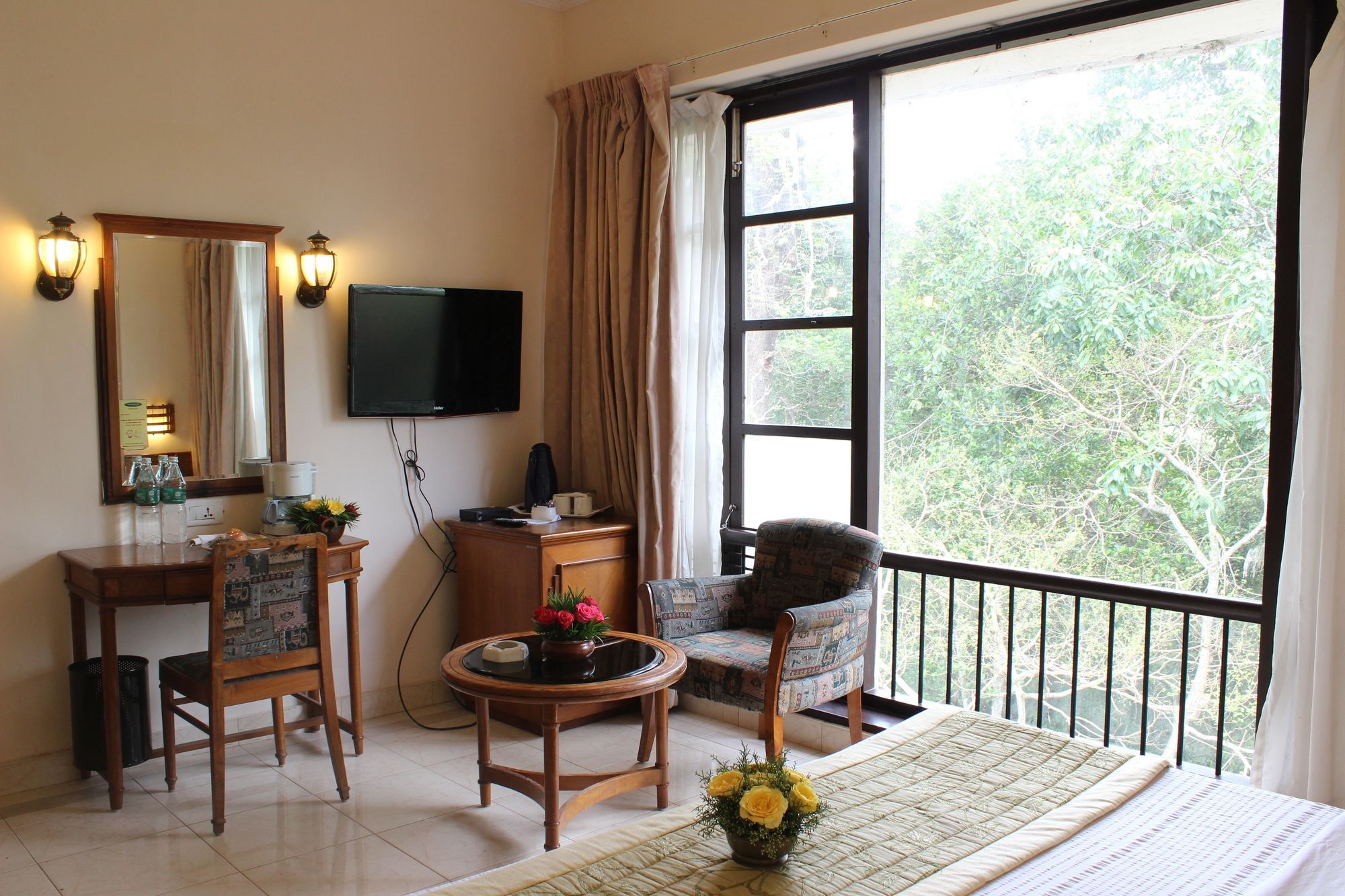 Ktdc Aranya Nivas Thekkady Hotel Kumily Buitenkant foto